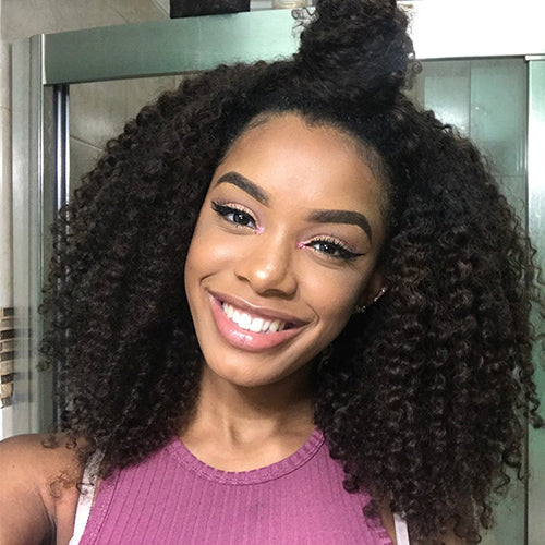THINGS YOUR CURLY HAIRED STYLIST WANTS YOU TO KNOW